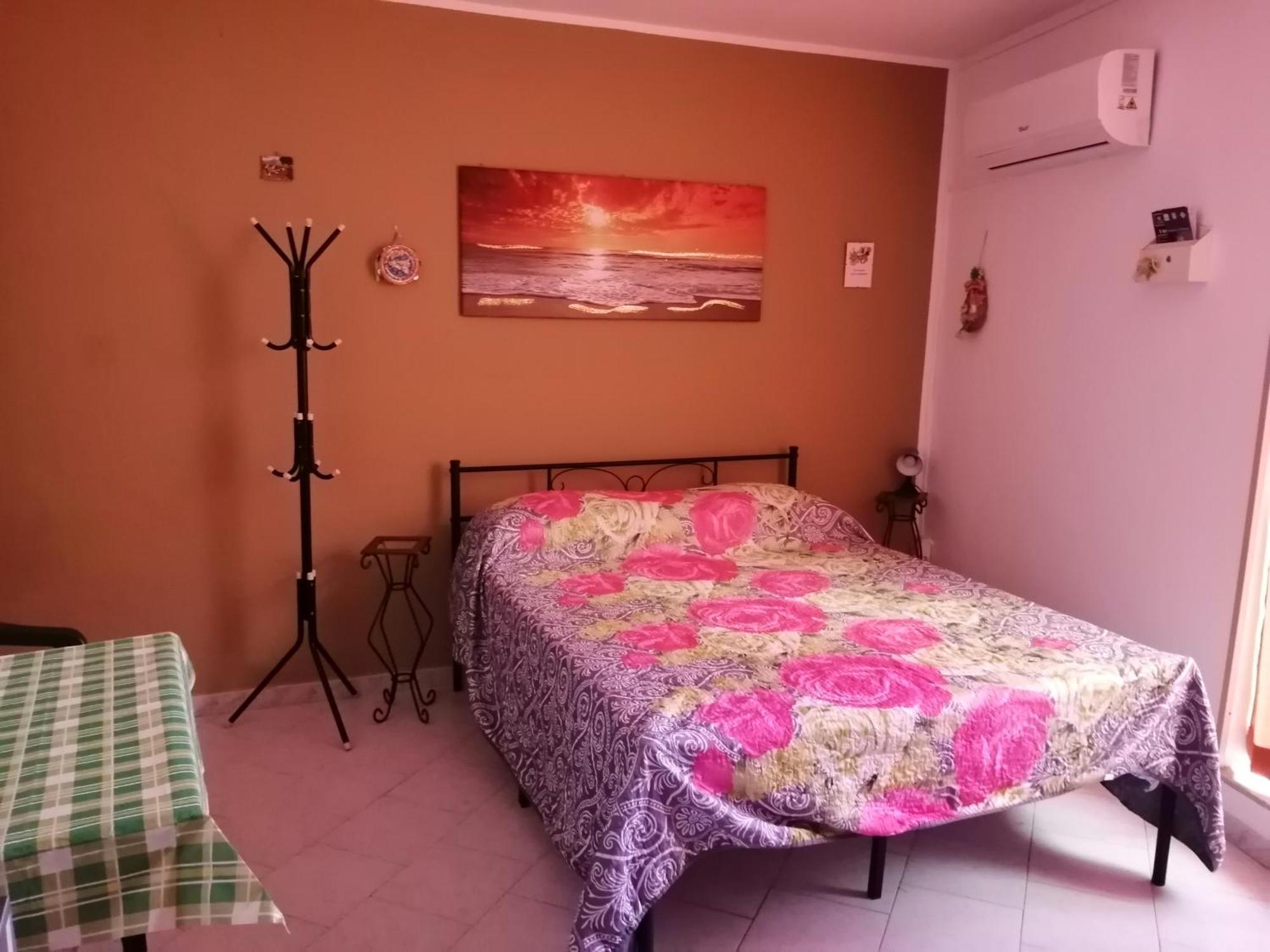 Room Holiday "Al Centro Storico" Palermo Exterior photo