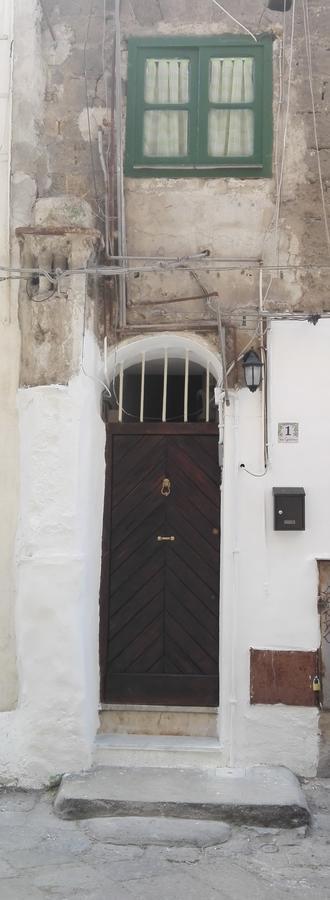 Room Holiday "Al Centro Storico" Palermo Exterior photo